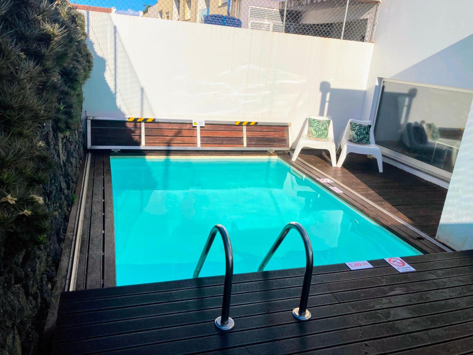 Oliveira House Villa